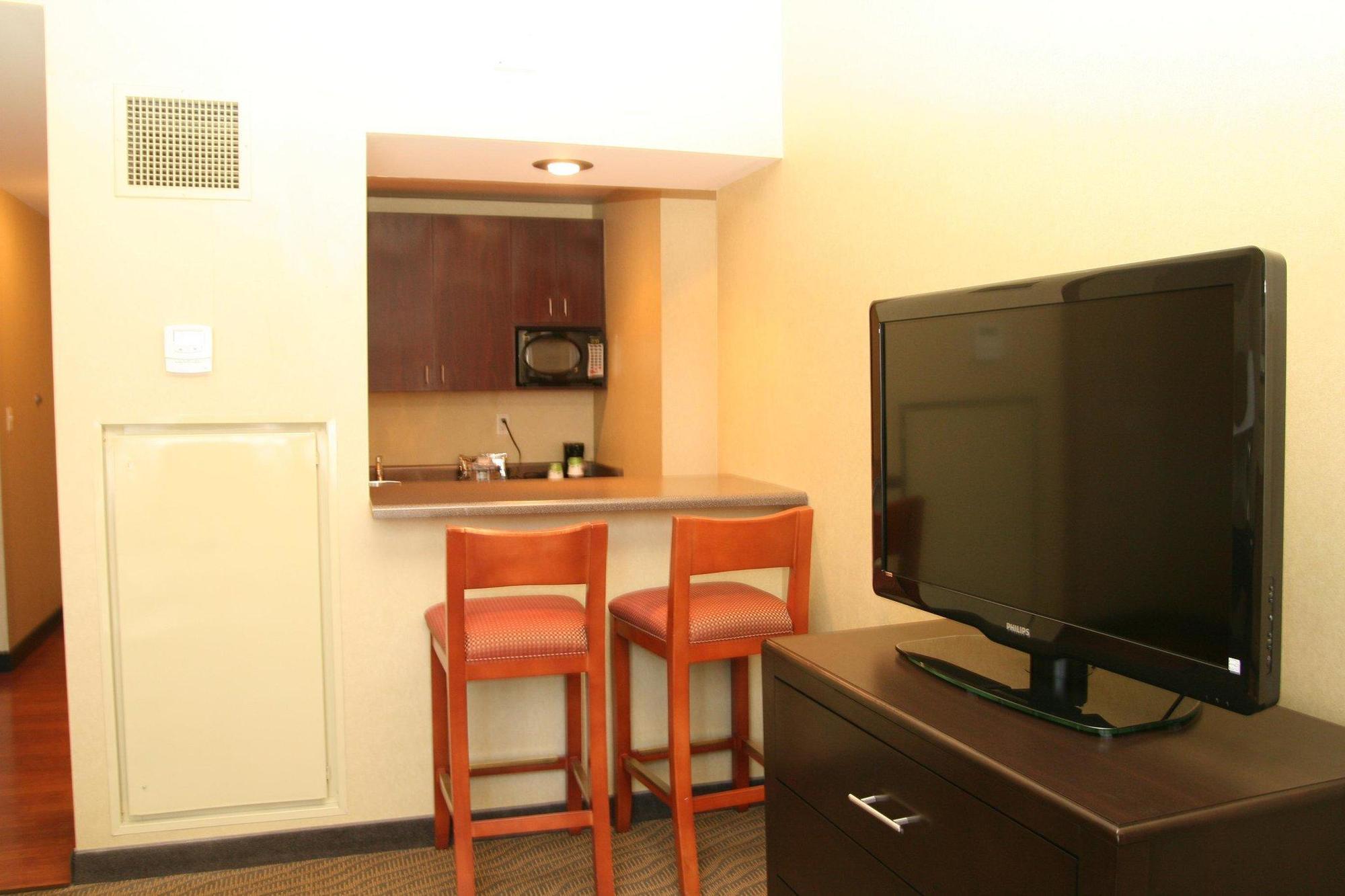 Hotel Hampton And